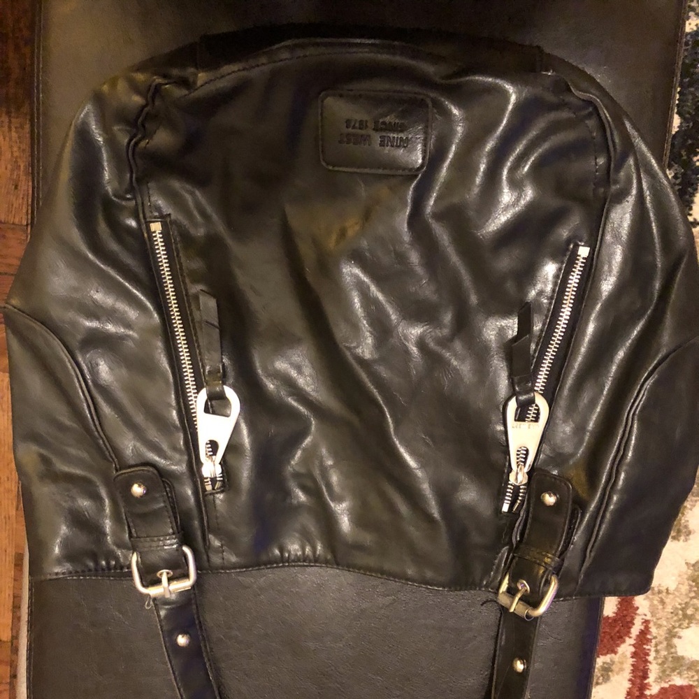 Nine West hobo bag big zipper